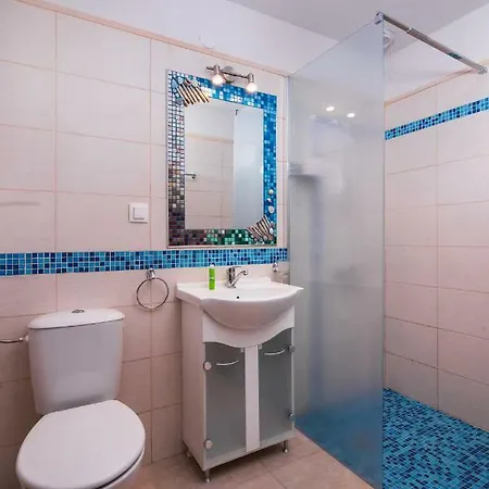 Blue Breeze Apartmanhotel 3*