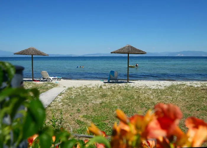 Blue Breeze Aparthotel 3*