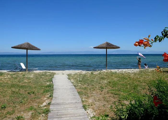 Blue Breeze Aparthotel 3*